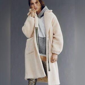 Hem & Thread Cream Teddy Coat-oversized M